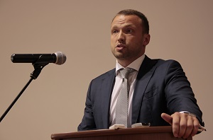 Александр Ремига после отставки ведет активную кампанию в СМИ